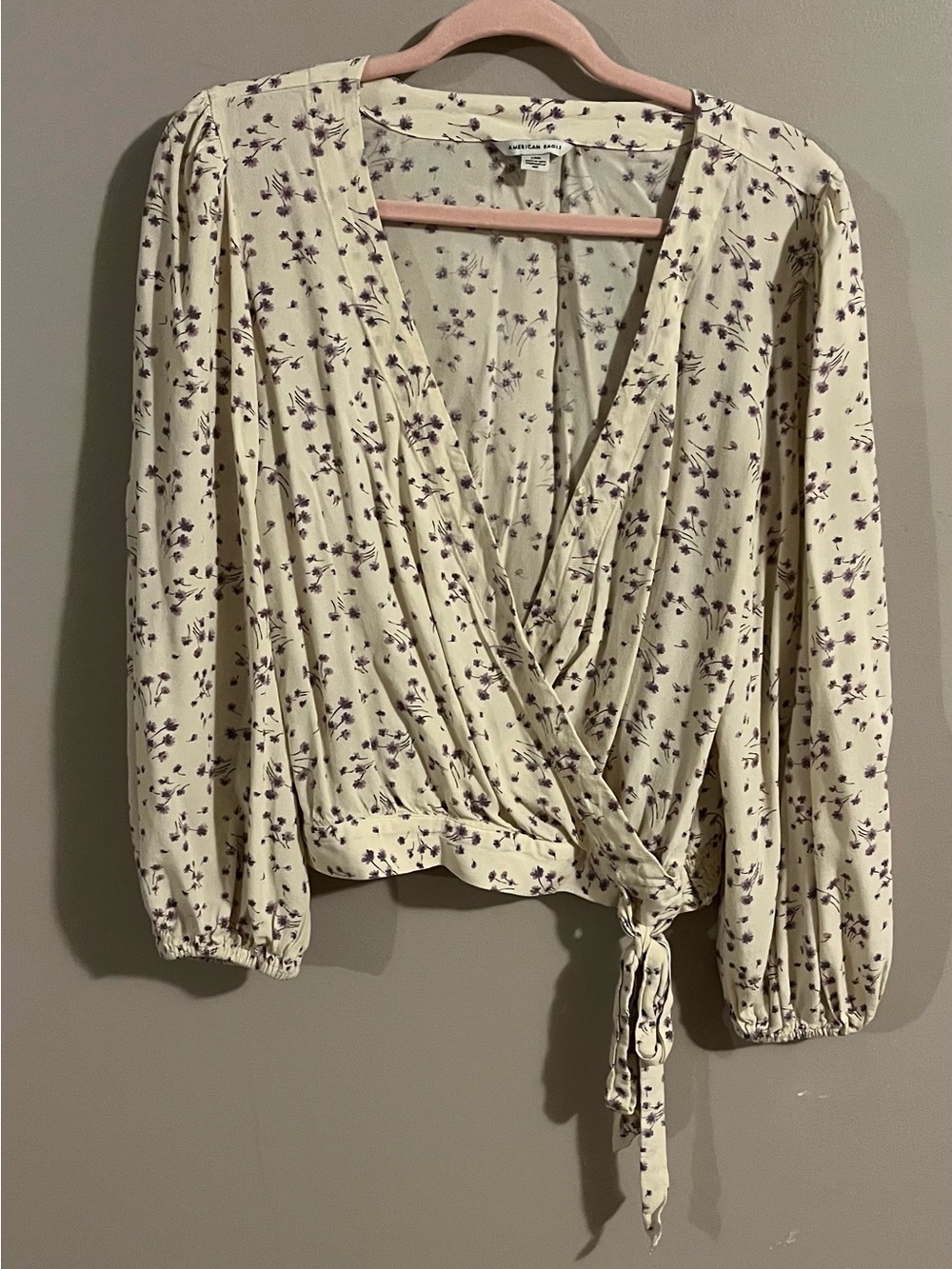 $3💜Bundled American Eagle Shirt